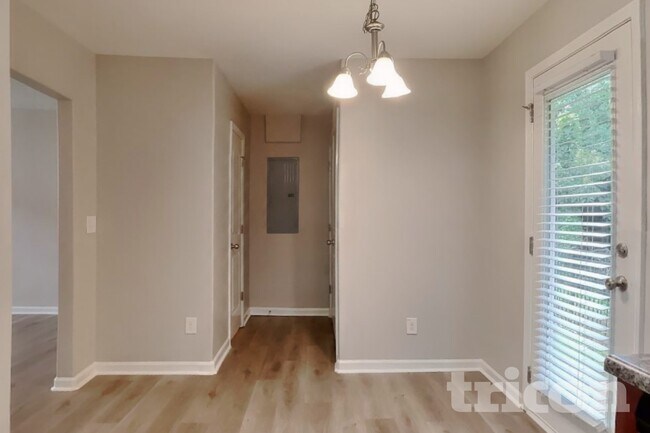 427 Randolph Dr