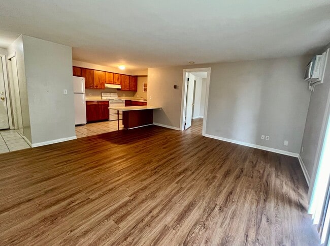 Photo - Spacious 1 Bdr Apt Across from KSU - Available 8/1!