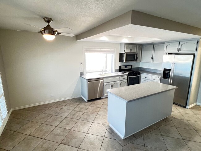 Photo - Dazzling Lake Summit Lake View Single Family Home!