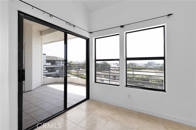 Photo - 280 Cagney Ln