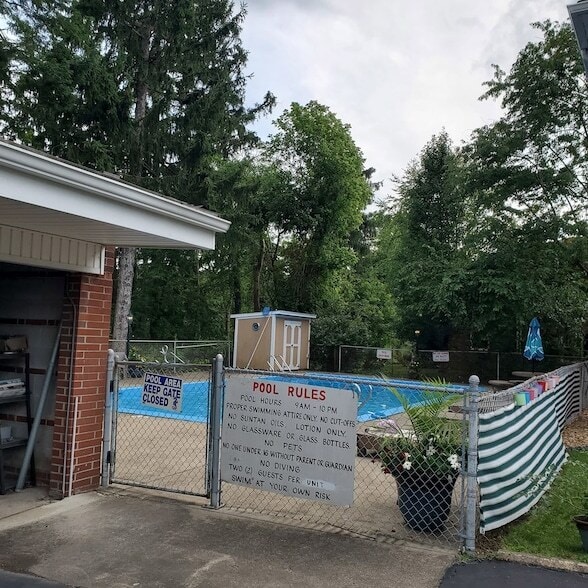 Photo - 1810-18A1 National Rd