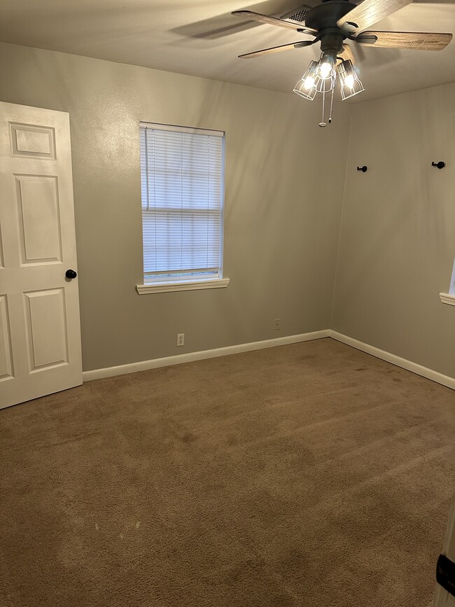 Photo - 41416 Brown Rd