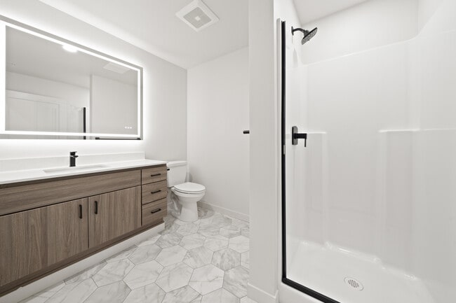 Photo - Boardwalk Place