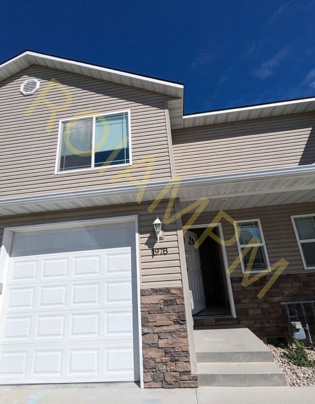 Building Photo - 3-Bedroom Townhome Near ISU with Attached Garage