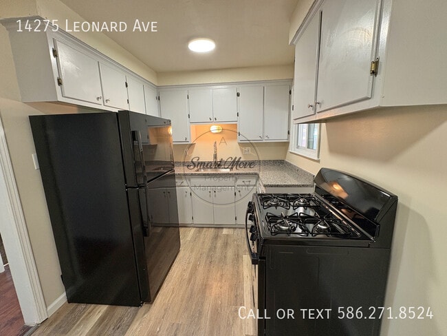 Photo - 14275 Leonard Ave