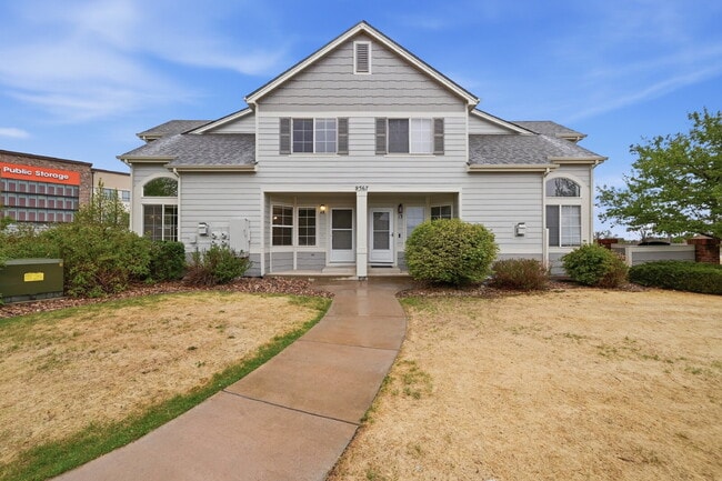 Photo - $2,260.95 - 2 Bed, 2 Bath Condo in Parker with In Unit Laundry and Central AC! Unit 18