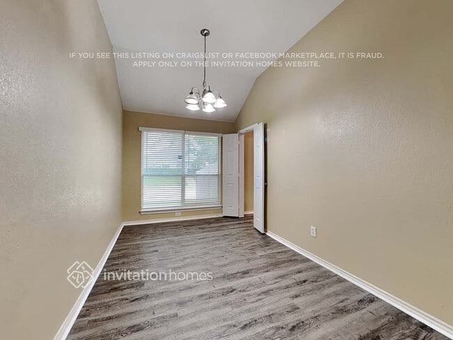 Photo - 2800 St Martin Dr