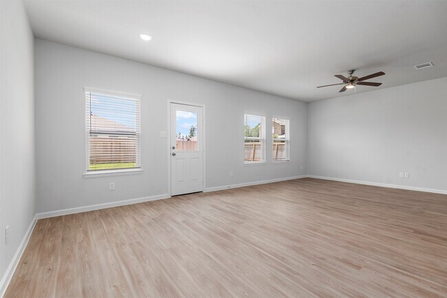 Photo - 9552 Caney Trails Rd