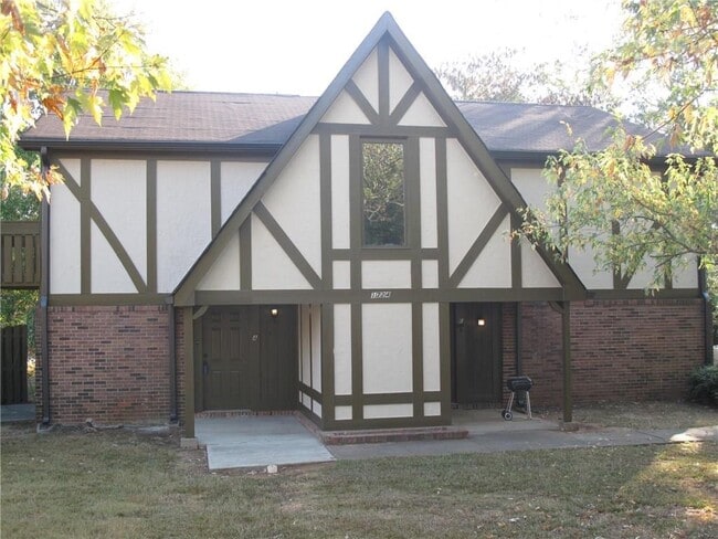 Photo - 1724 Wesley Way NW