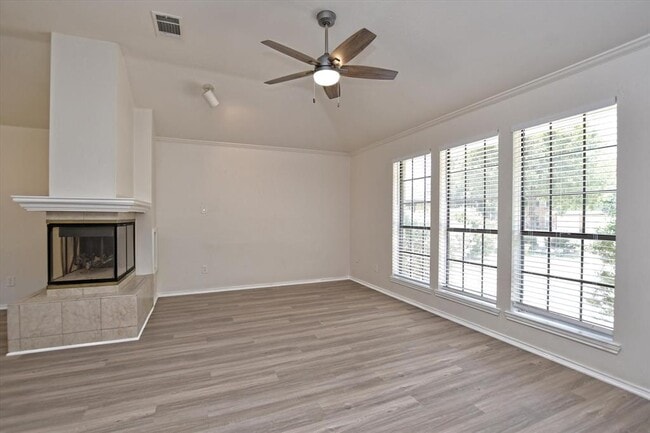 Photo - 1705 Laurel Ln