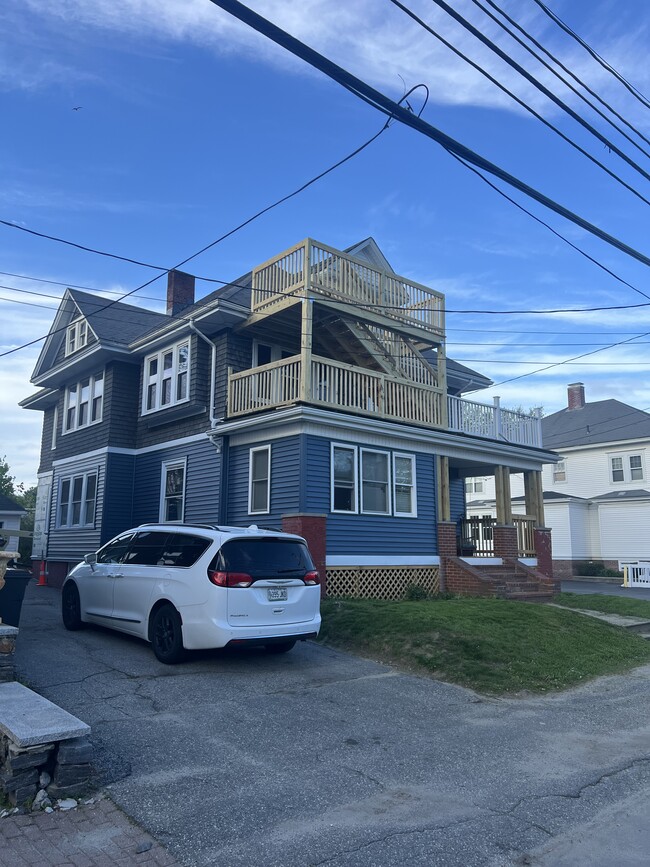 Photo - 214 Sabattus St