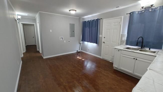 2133 Woodbine Ave Unit 2131
