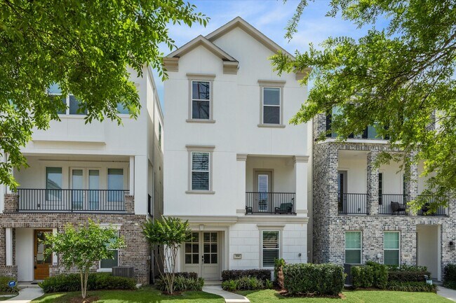 Photo - 930 Dunleigh Meadows Ln