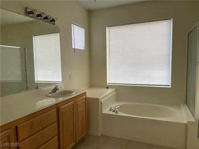 Photo - 191 Tayman Park Ave