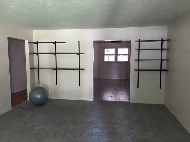 Photo - 705 Holt Rd Unit 705 Holt Rd