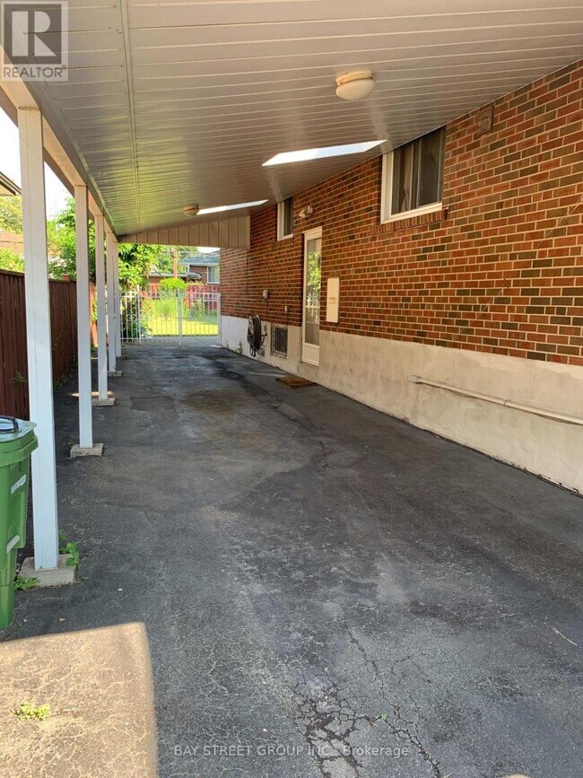 Photo - 126 Cass Ave