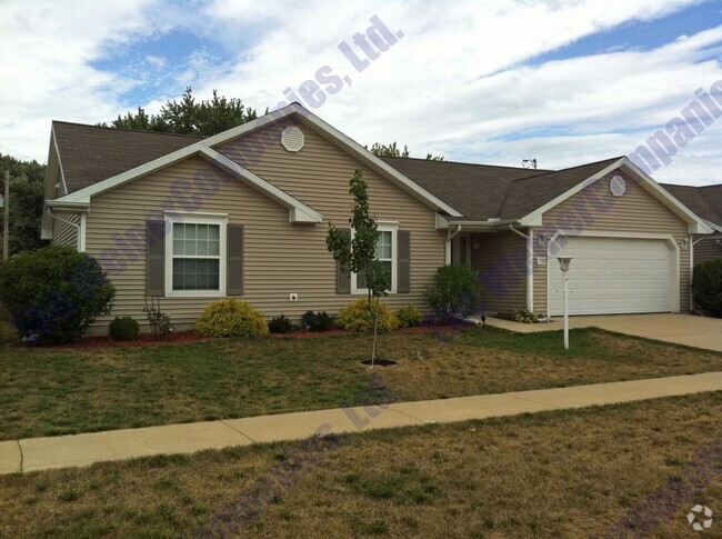 Building Photo - Now leasing for August! Rental