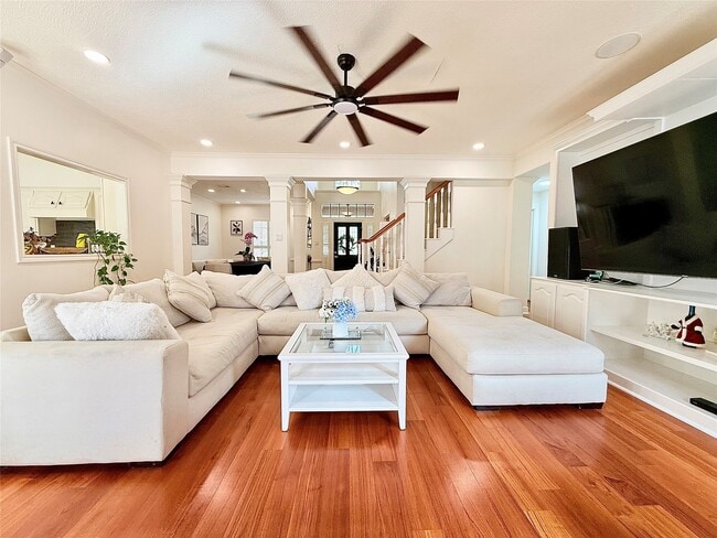 Photo - 16002 Garden Hill Ln