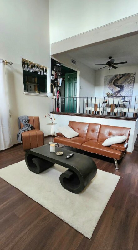 Photo - 1310 El Camino Real