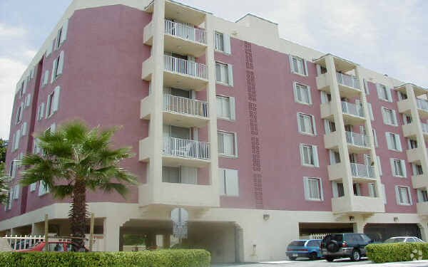 Photo - Aragon Plaza Condominiums