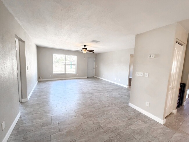 Photo - COUNTRY LIVING ON 5 ACRES WITH 3 BED, 3 BA...