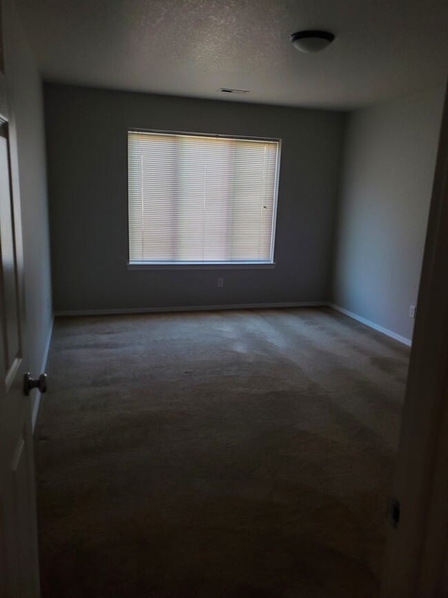 Photo - 1038 SE Nazomi Ave