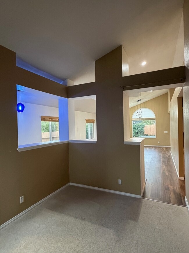 Photo - 1845 Blackhawk Ave