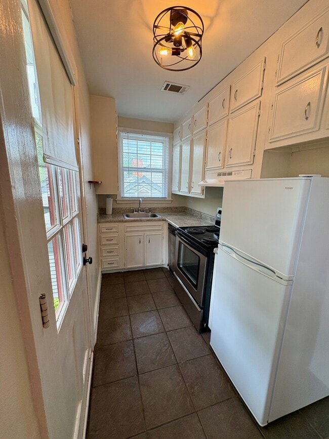 Photo - 120 Corbin Ave Unit #3