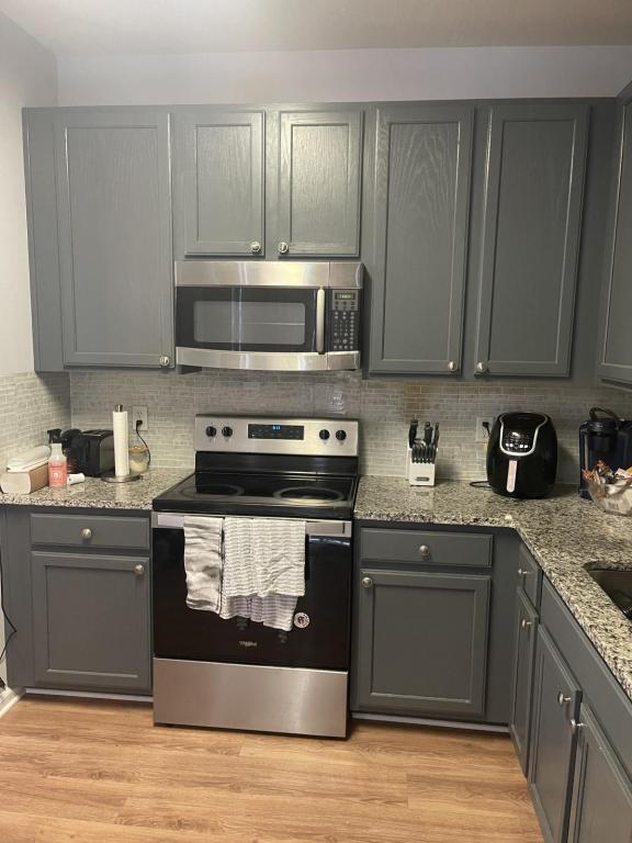 Photo - 1002 Teton Cir