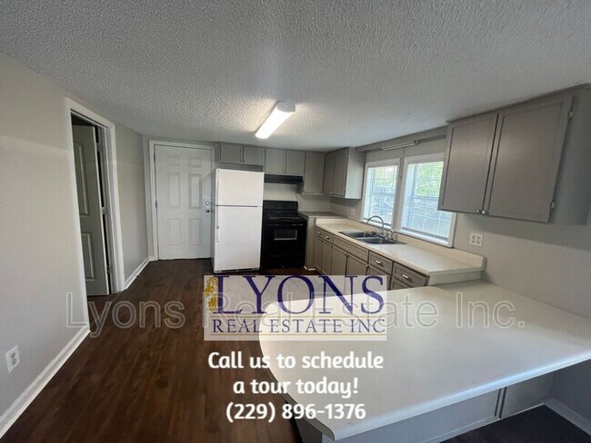 Photo - 903 E Bee Tree Ave Casa