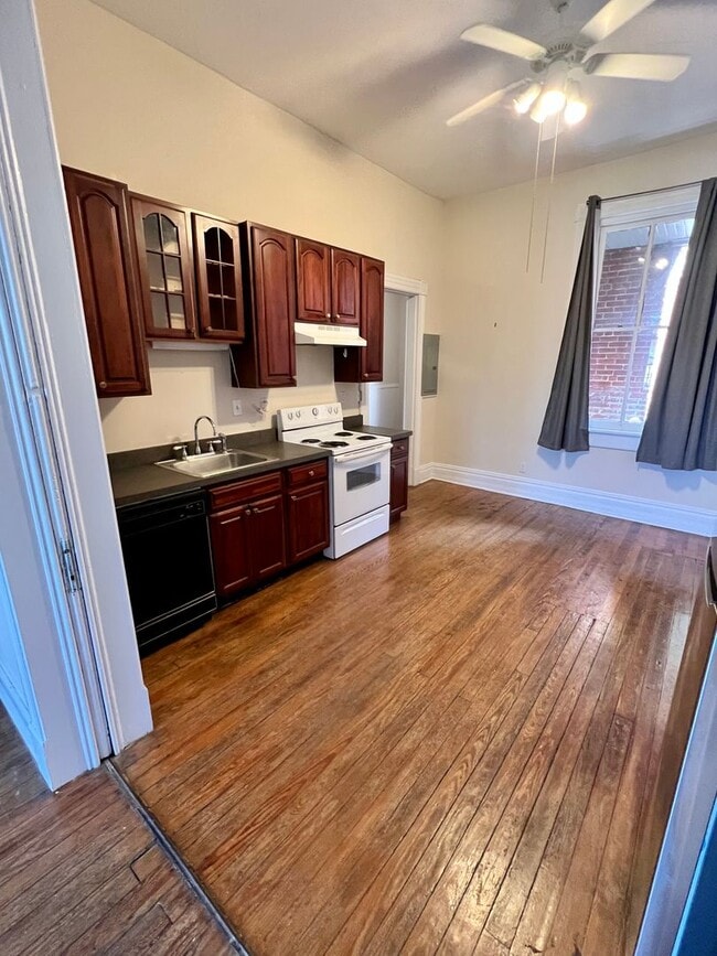 Photo - 212 W Main St Unit Apt. A