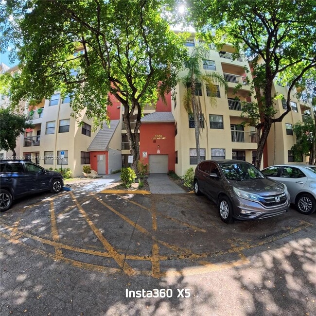 Building Photo - 8120 Geneva Ct Unit 151