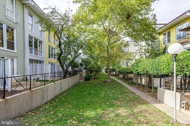 Photo - 40 G St SW Unit 104