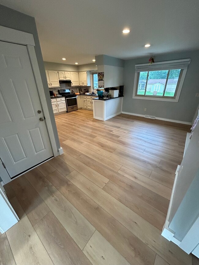 Photo - 6761 Dawn Dr