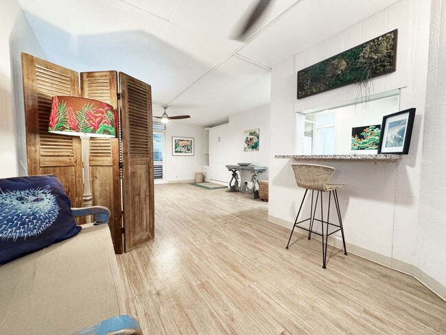 Pet Friendly Gold Coast Condo Fronting the... - Pet Friendly Gold Coast Condo Fronting the... Unit 105