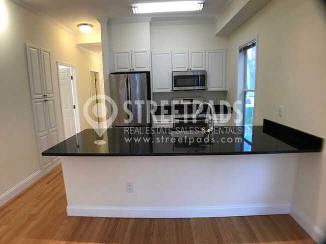 Photo - 15 Langdon St Unit 1