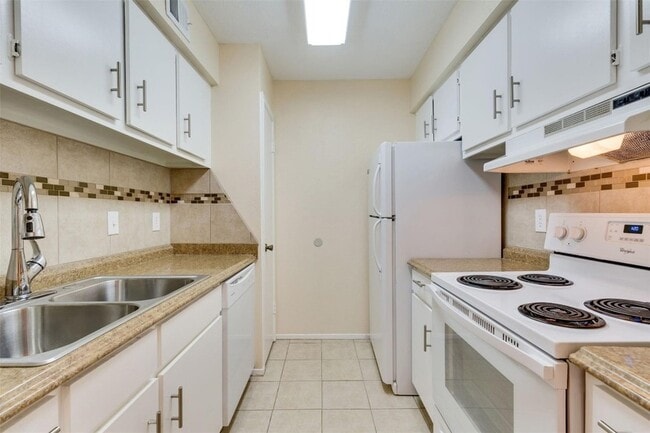 Photo - 3535 E NASA Pkwy Unit 86