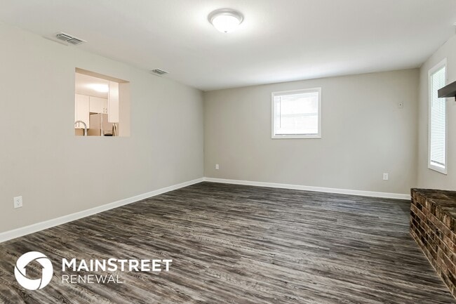 Photo - 6928 Sonora Dr N