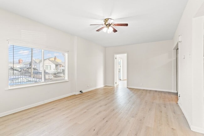 1900 103rd Ave