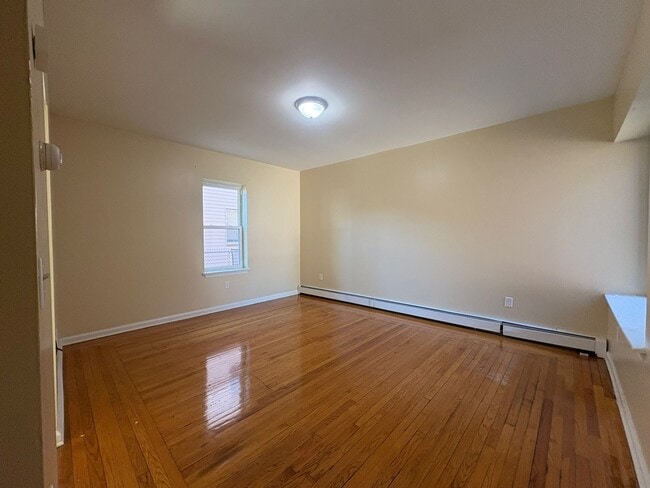 Photo - 310 Edgewood Ave Unit 4