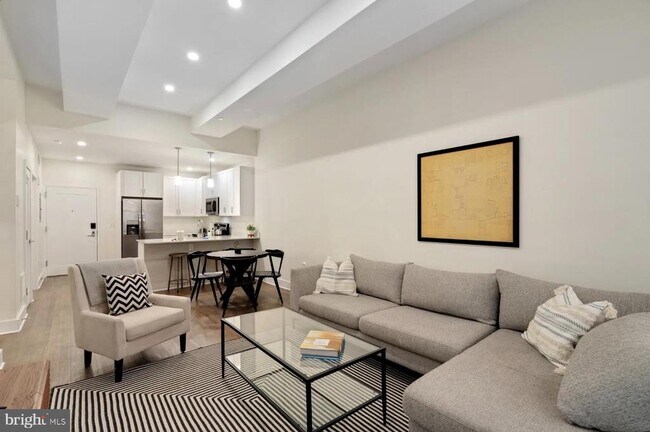 Photo - 150 S Independence Mall W Unit 1013