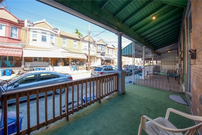 Photo - 354 Ophelia St