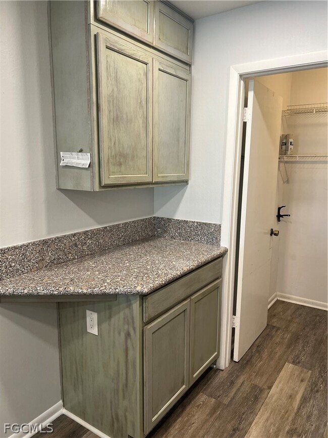 Photo - 1908 SE 43rd St Unit 208