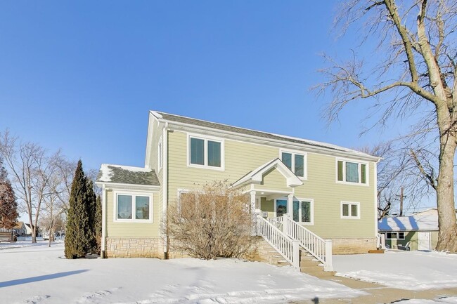 Photo - 229 N Myrtle Ave