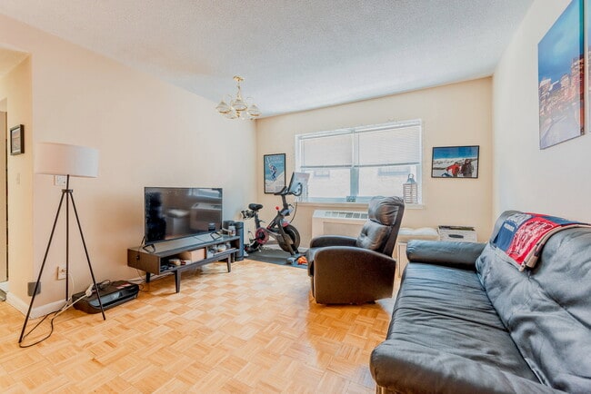 Photo - 100 Marion St Unit 23