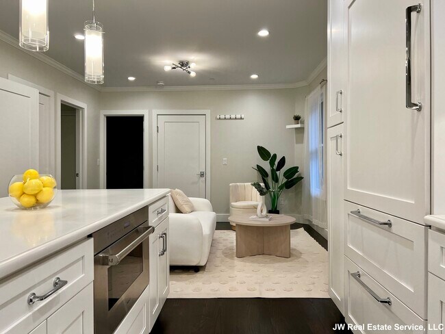 Photo - 57 Hurley St Unit 2