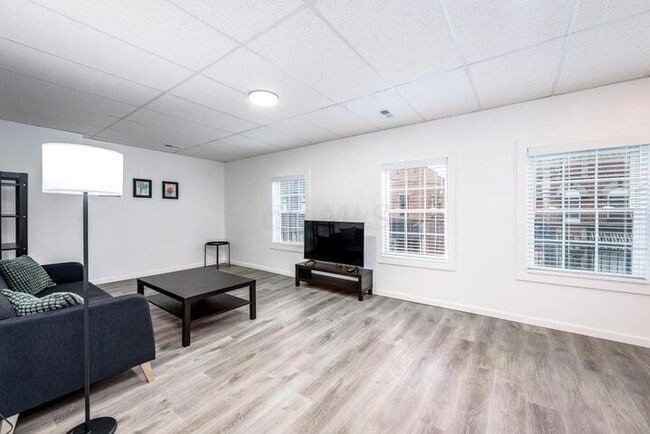 62 S Main St Unit 4