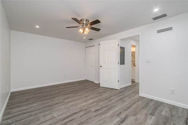 Building Photo - 1300 Estero Blvd Unit 205