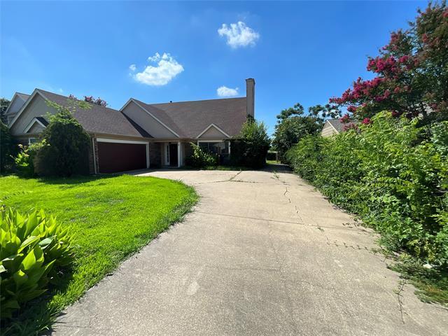 Building Photo - 1705 Huntington Dr Rental