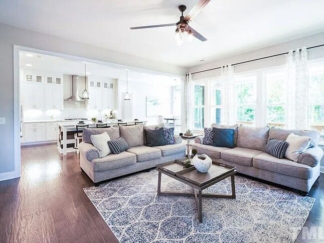Photo - 312 Sweetbriar Rose Ct
